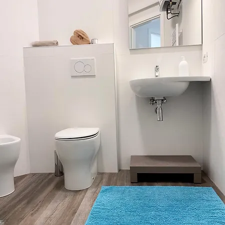 Liana 7 Apartment *